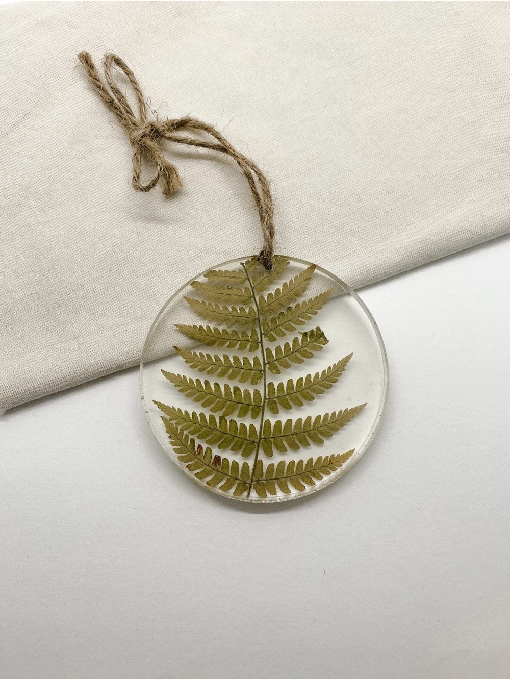 Handmade Pressed Fern Resin Ornament 🌿